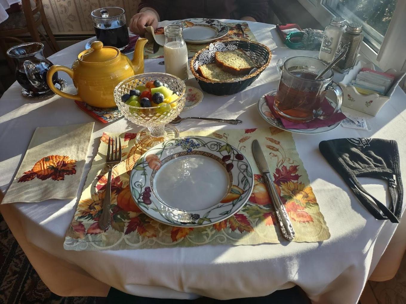 Rockwell Falls Inn And Wine Bar Lake Luzerne 外观 照片