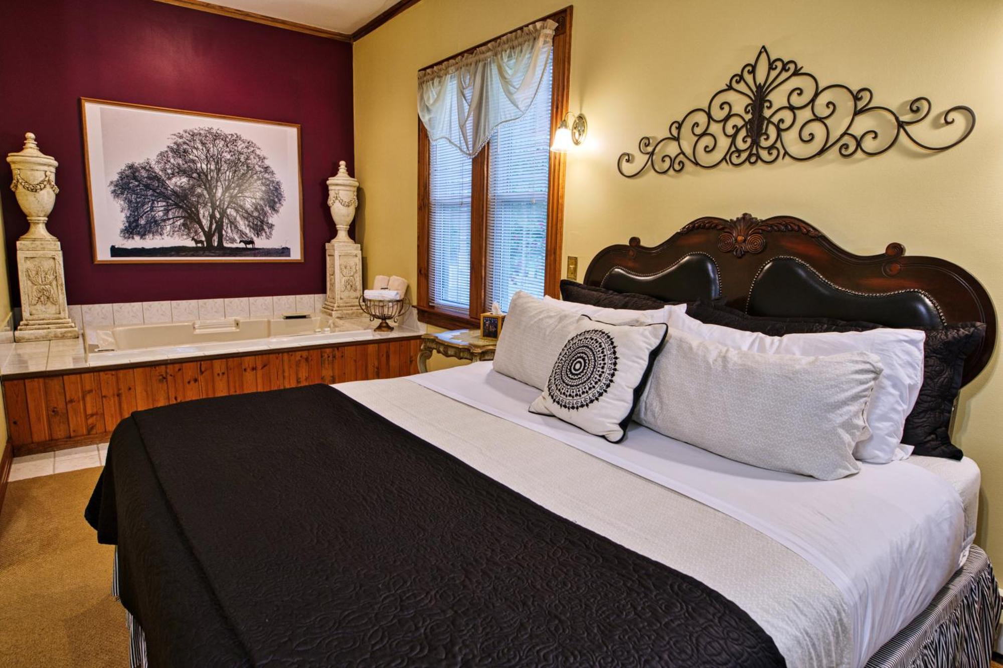 Rockwell Falls Inn And Wine Bar Lake Luzerne 外观 照片